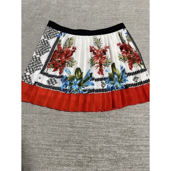 Buksuk Skirt Women Medium White Pleated Floral Print - Picture 1 of 10